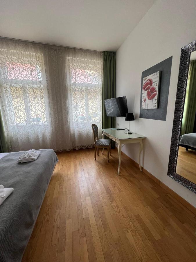 Dolce Vita Suites Boutique Praga Exterior foto