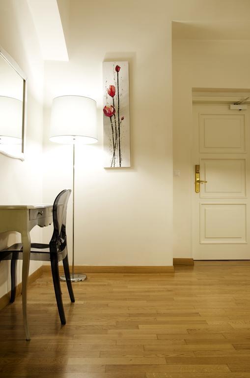 Dolce Vita Suites Boutique Praga Exterior foto