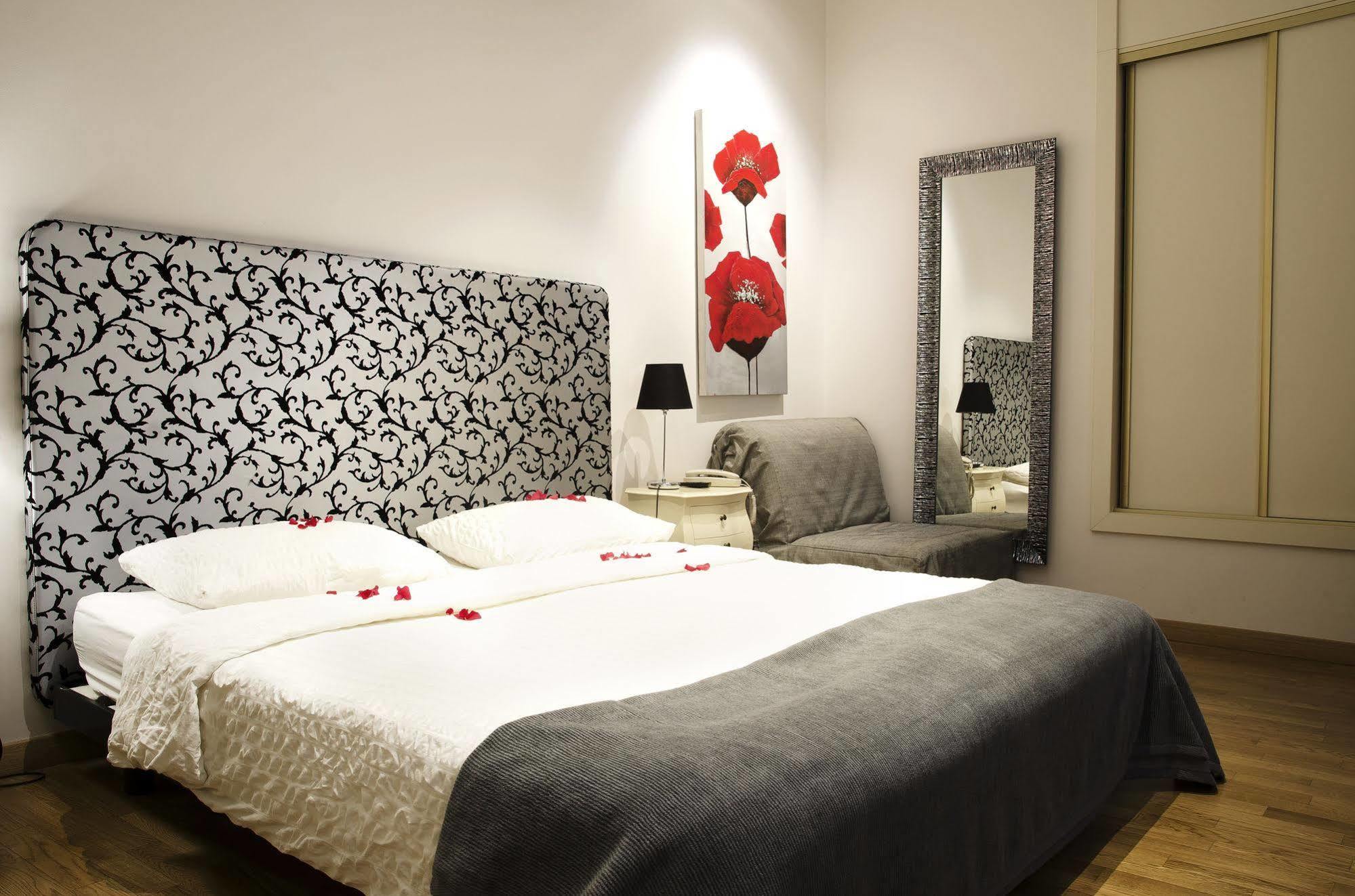 Dolce Vita Suites Boutique Praga Exterior foto